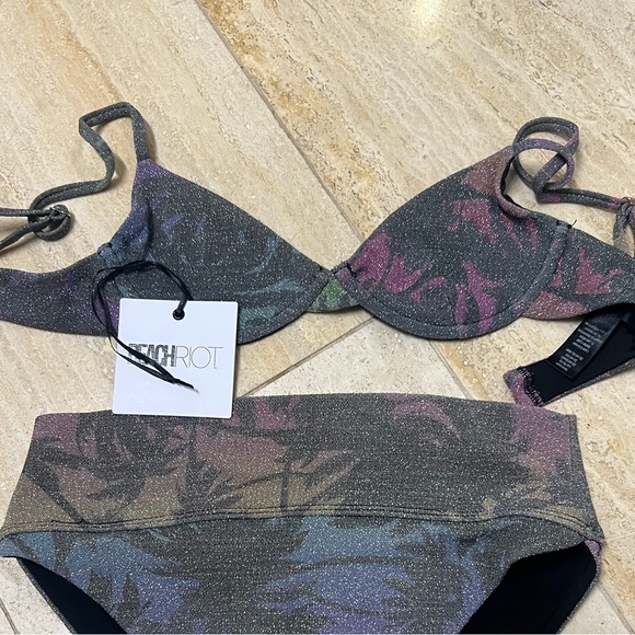 Beach Riot Glitter Bikini top Size Small Camilla is a bikini top - Picture 1 of 6